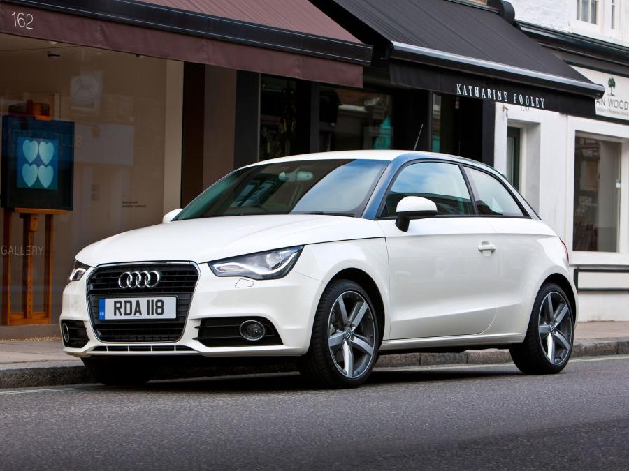  Audi A1 TDI (8X) 2010 года  (UK) (фото 10 из 29)